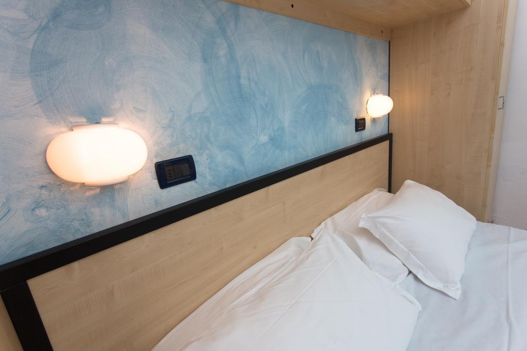 Hotel New Castle Cesena Bagian luar foto