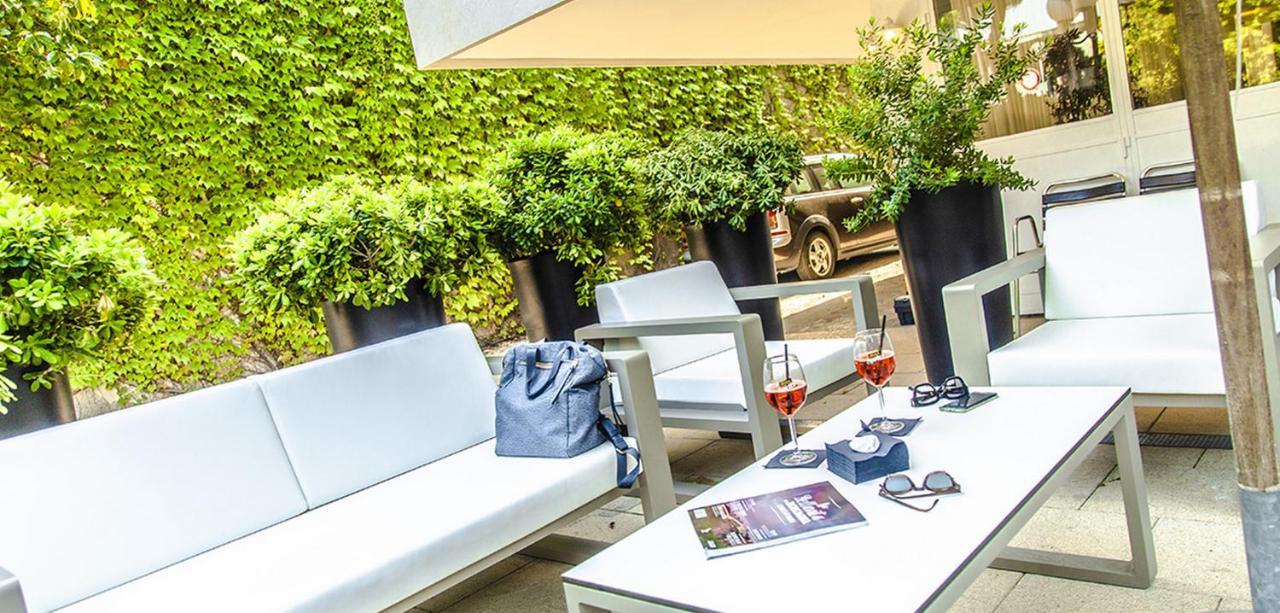Hotel New Castle Cesena Bagian luar foto