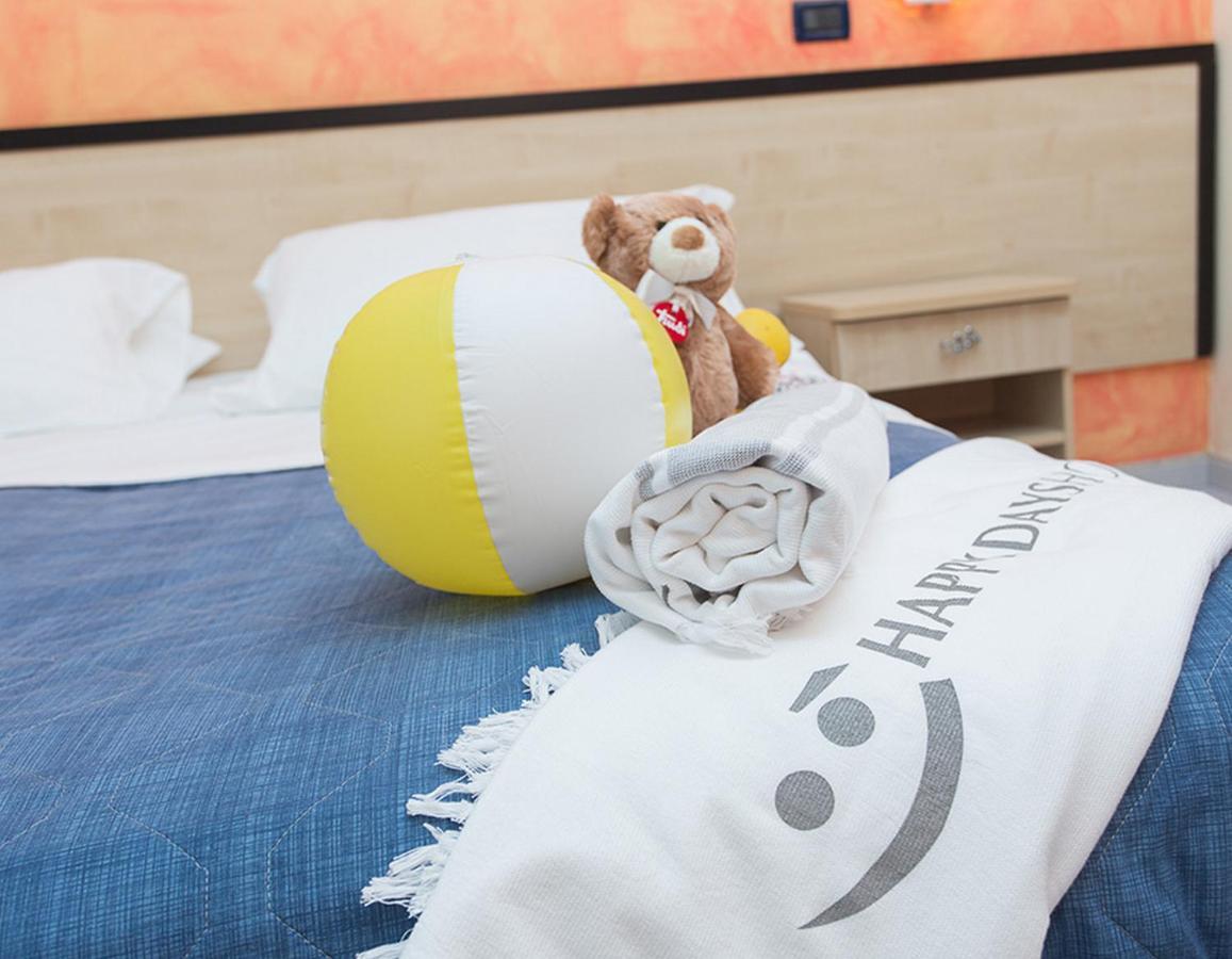 Hotel New Castle Cesena Bagian luar foto